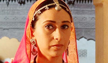 Karisma learns Urdu for `Dangerous Ishhq`